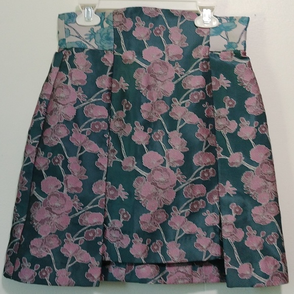 Elliatt mini skirt size SX - Picture 13 of 16